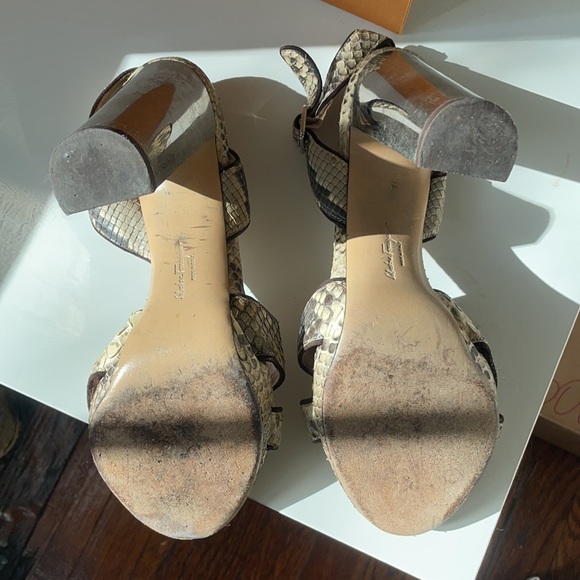 Ferragamo Shoes - Picture 9 of 10